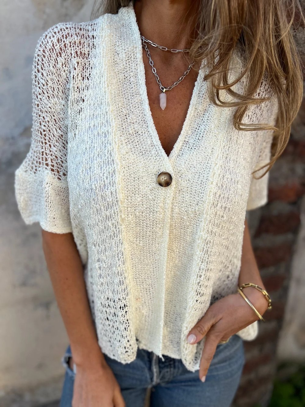 Aditha | Soft V Simplicity Blouse